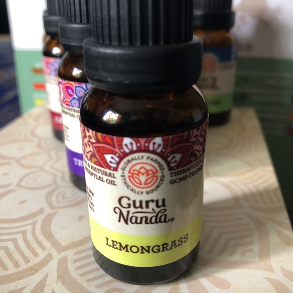 Therapeutic grade 100% pure and natural essential oil various .5 fl oz bottle - Picture 4 of 12